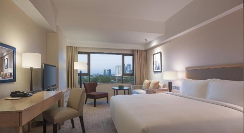 New World Makati Hotel image 36